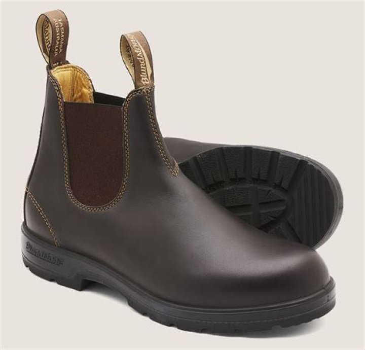 Are Blundstone 550 waterproof?