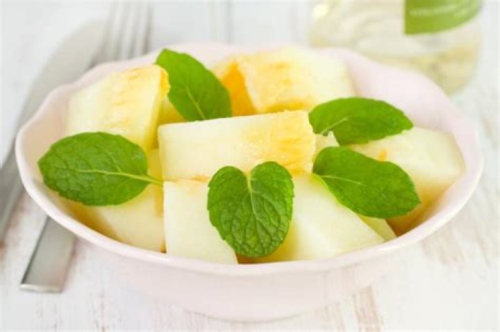 Are melons acidic?