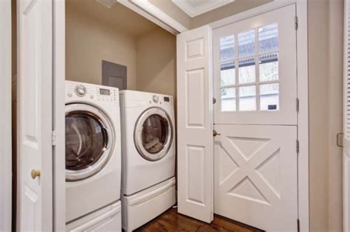 Does a laundry room need a door?