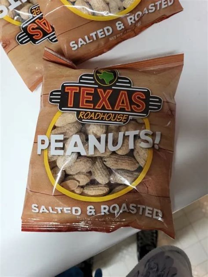 Does Texas Roadhouse still have peanuts?
