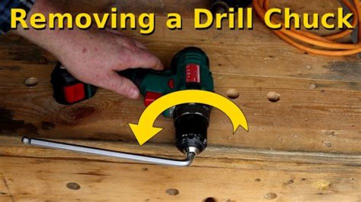 How do you remove a keyless chuck from a Black and Decker drill?