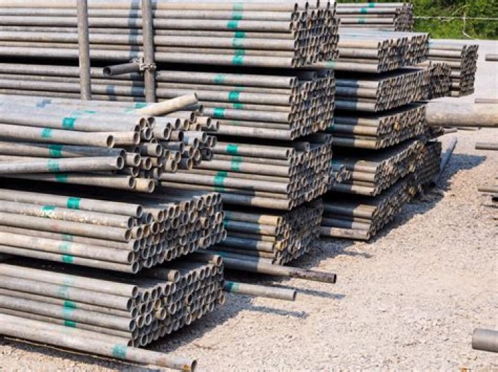 How do you store scaffold boards?