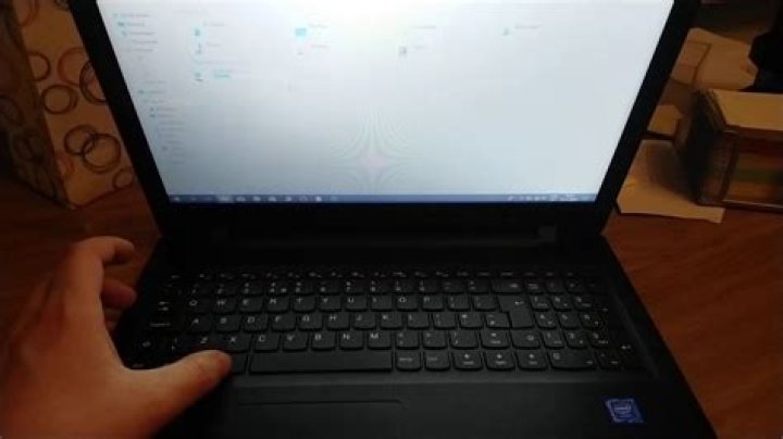 How do you switch tabs without a mouse?