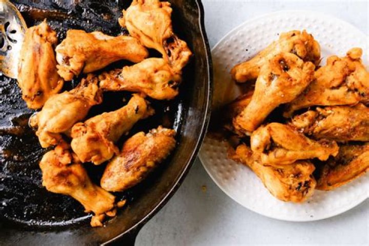 How long do you boil frozen chicken wings?