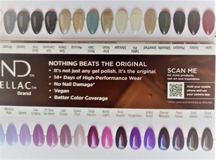 How many colors does CND Shellac have?