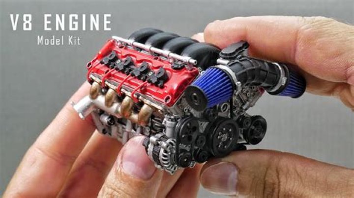 How many Dyson v8 models are there?