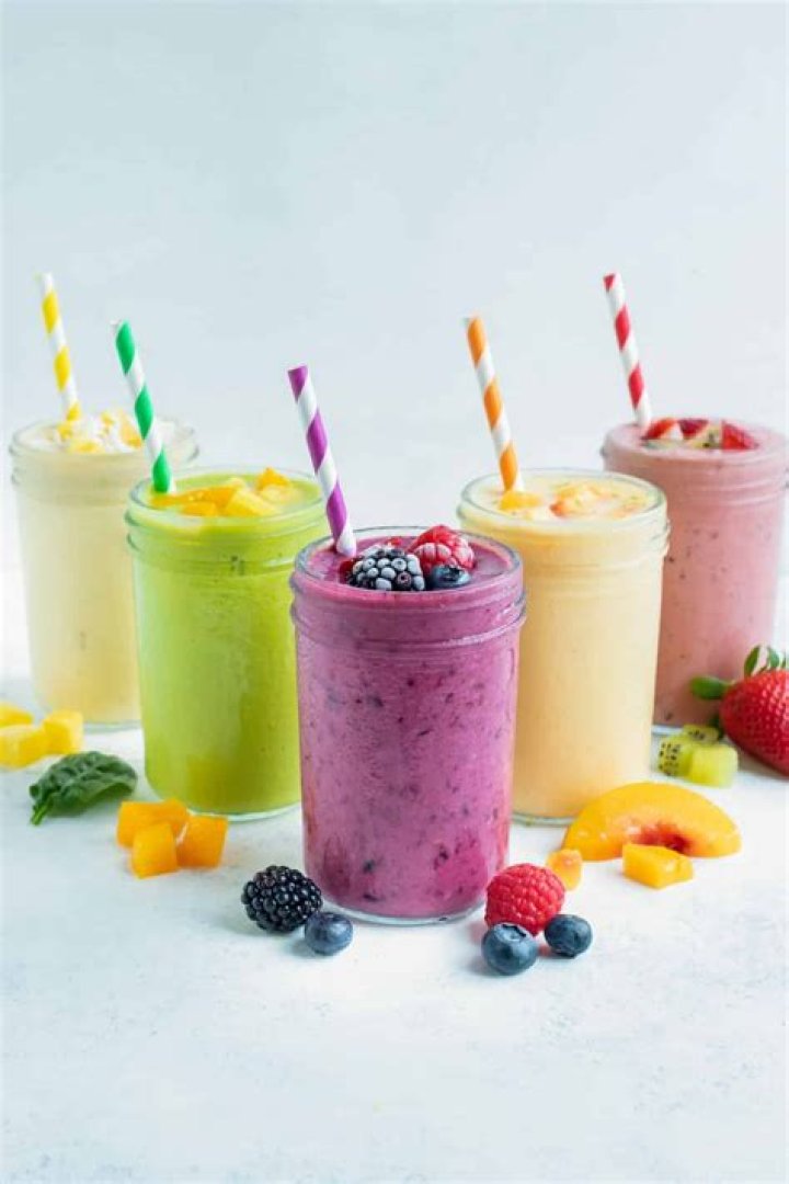 Is it better to use frozen fruit in smoothies?