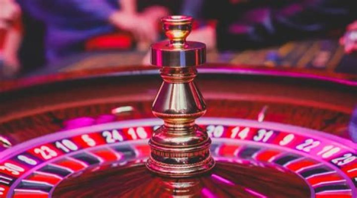 Is Roulette a skill or luck?