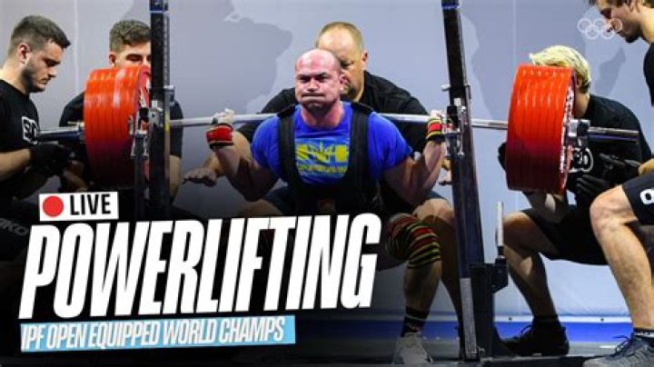 What does a powerlifting suit do?