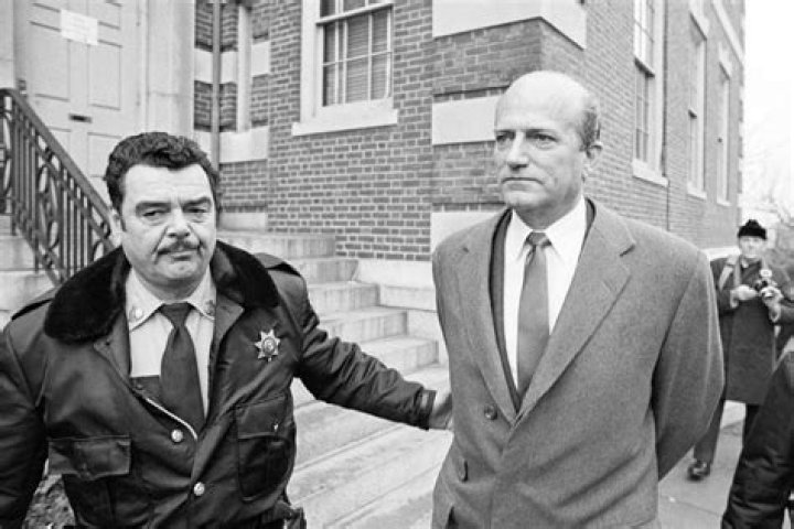 What is Claus von Bulow net worth?