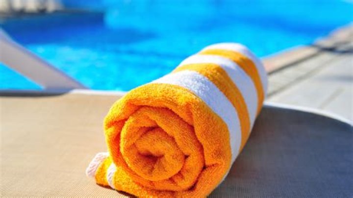 What is the best type of beach towel?