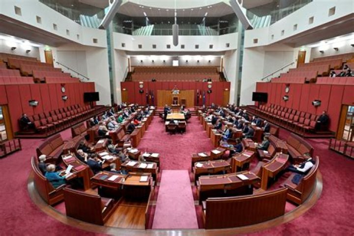 What suburb is Parliament House in?